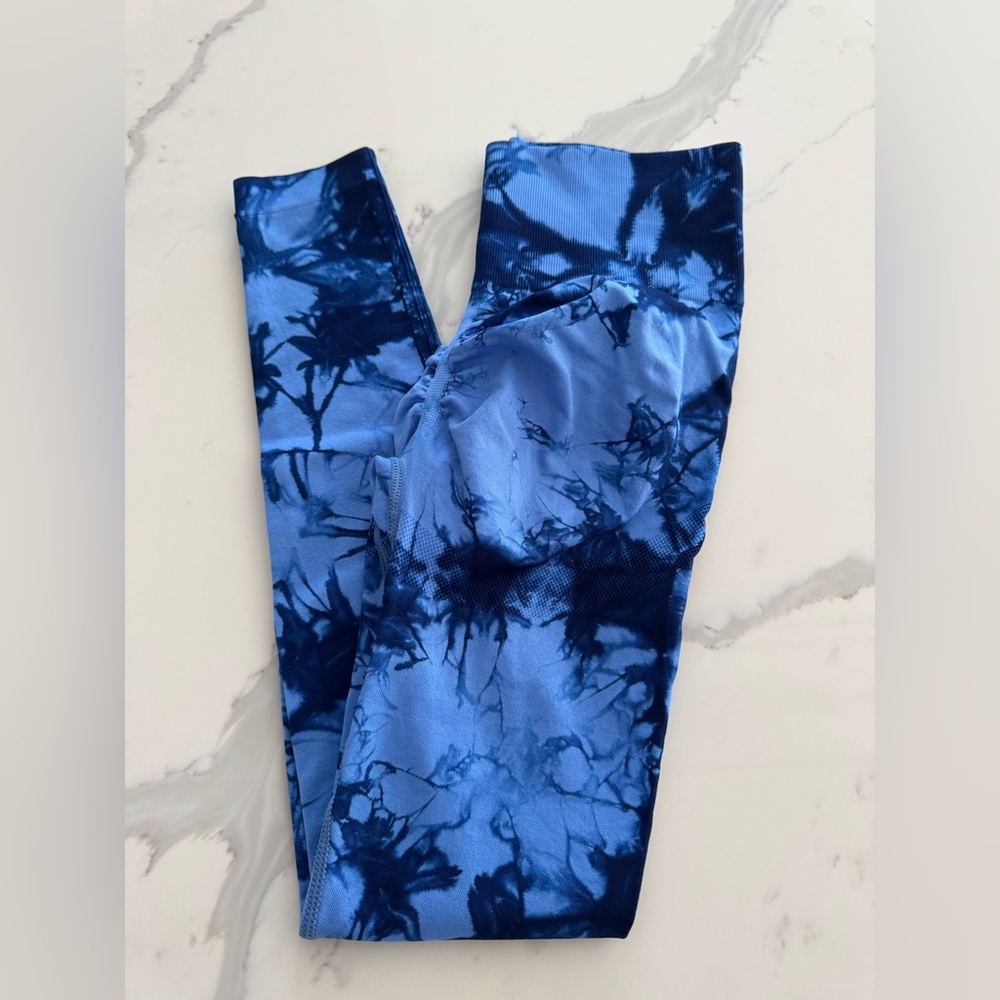 Blue Tie-Dye Leggings